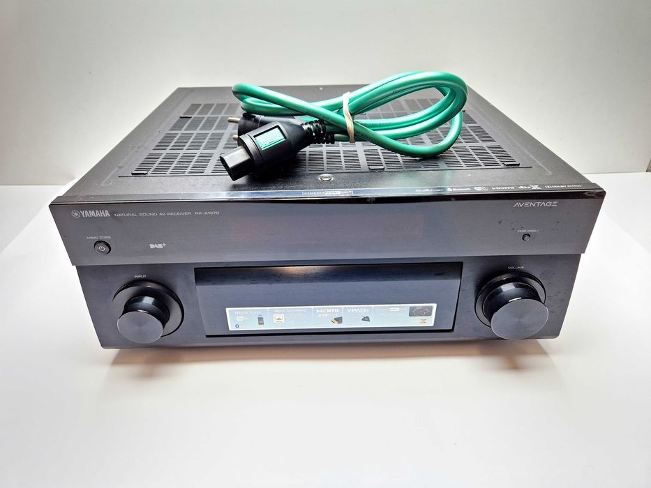 Amplituner AV YAMAHA RX-A1070