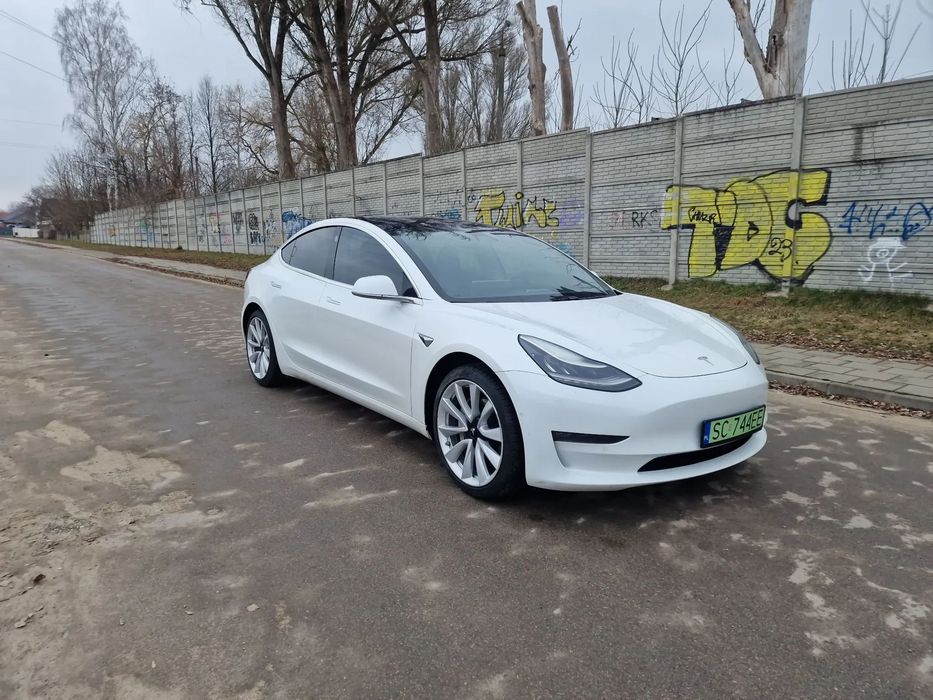 Tesla Model 3 100% Bezwypadkowa Stan b. Dobry, Żywotność baterii ponad 90 %