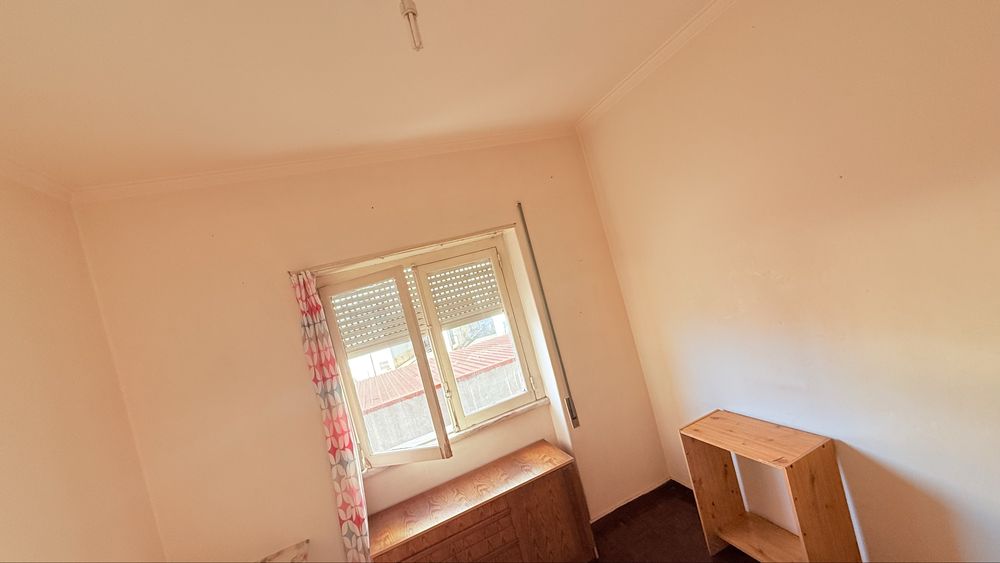 QUARTO para arrendar