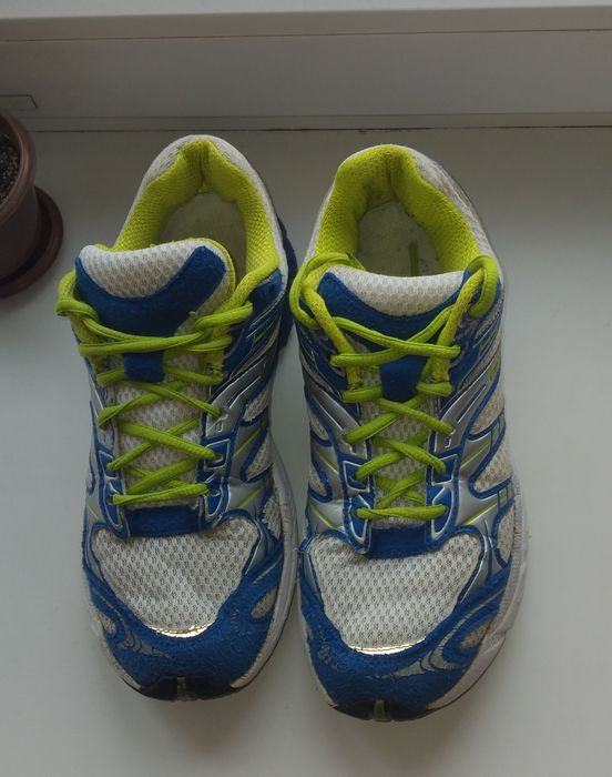 Кроссовки на мальчика
