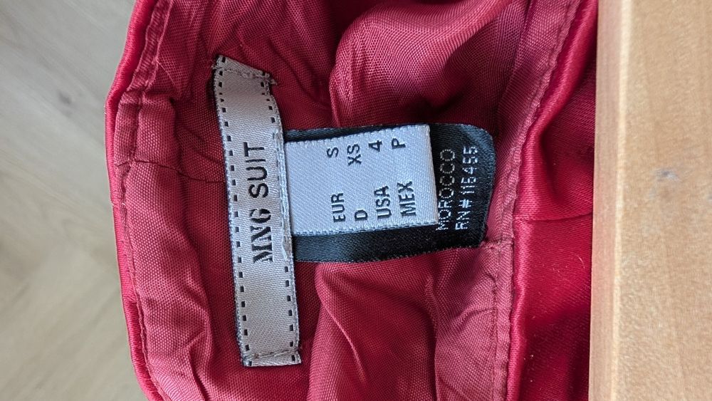 Vestido vermelho Mango