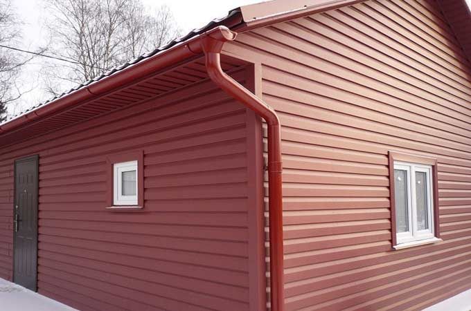 Водостічні системи і софіт сайдинг