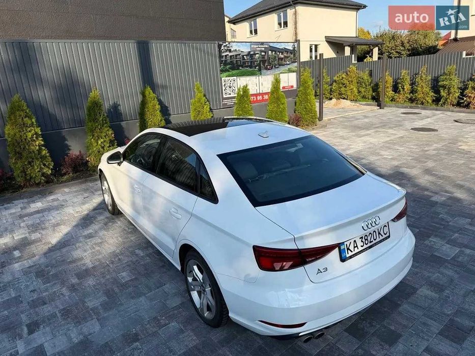 Audi A3 2018 8V (FL) 2.0 TFSI MT