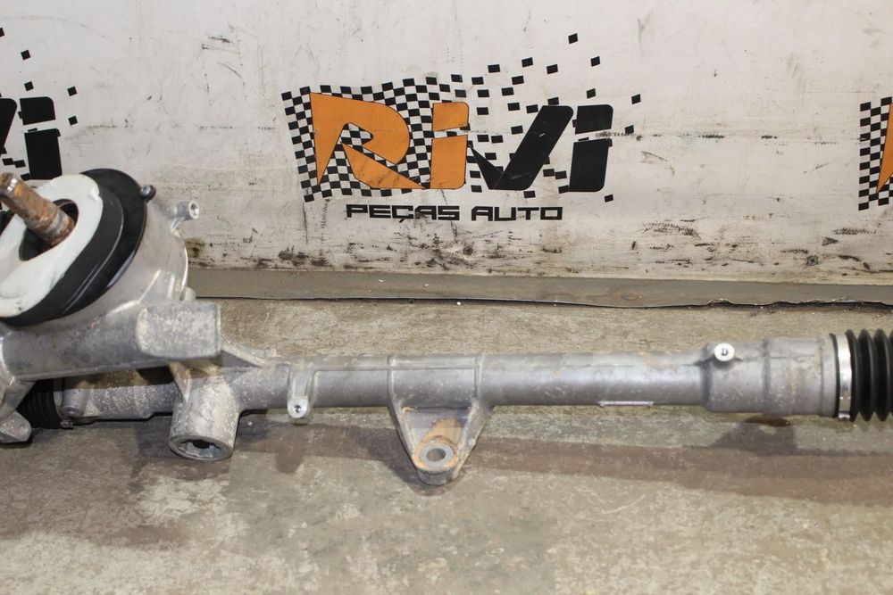 Caixa de direção BMW X1 (F48)
