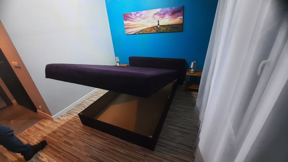 Łózko 140x200 z pojemnikiem na pościel