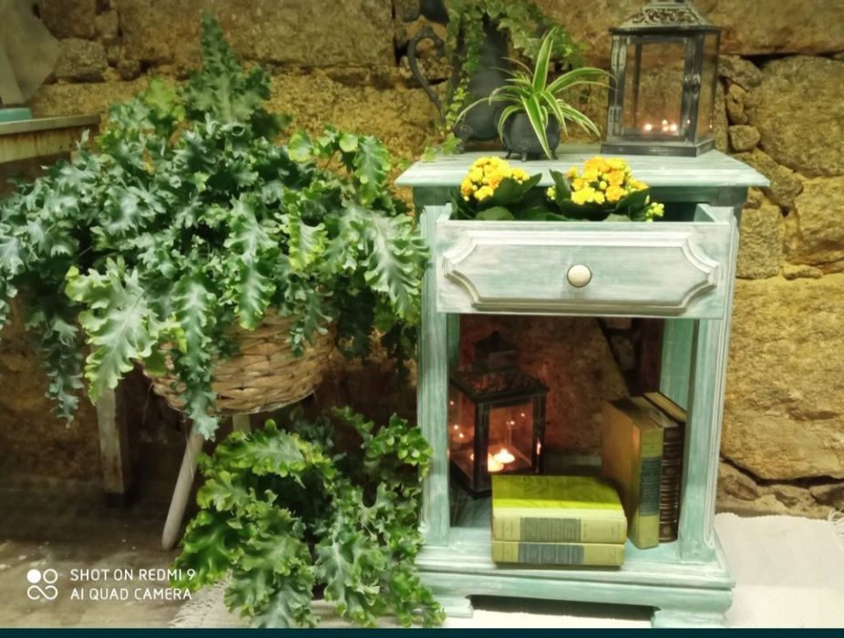 Mesa de noite o decorativa