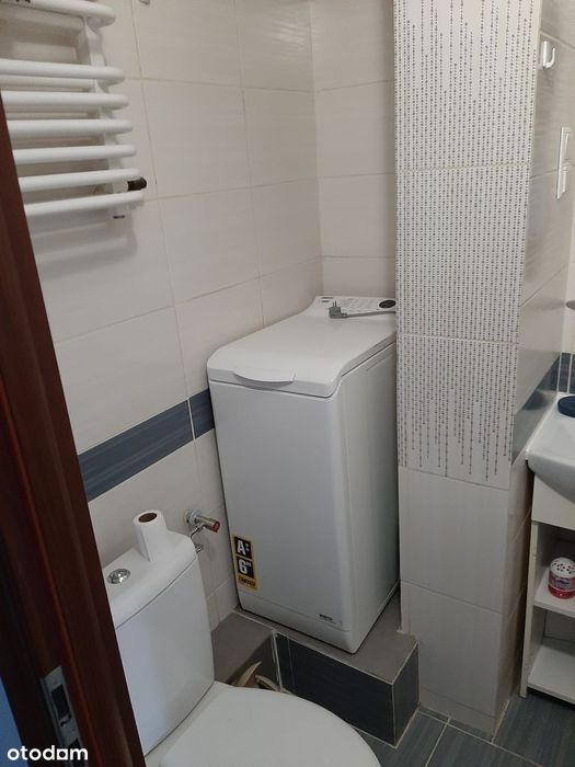 Wynajmę słoneczną kawalerkę na Os. Kaliny 39 niski czynsz 360zł
