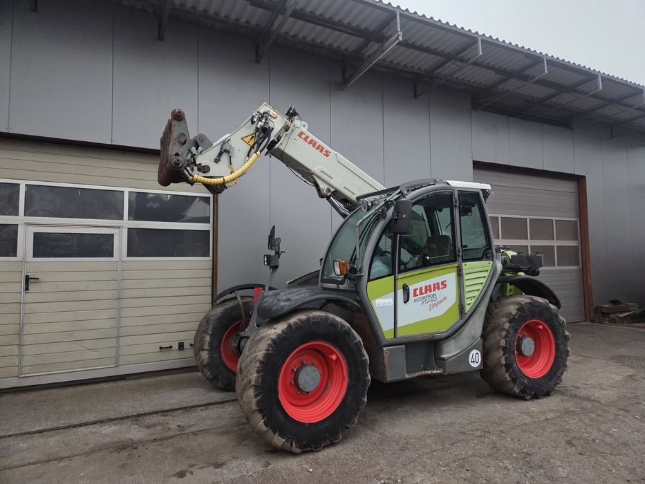 Ładowarka teleskopowa CLAAS SCORPIONN