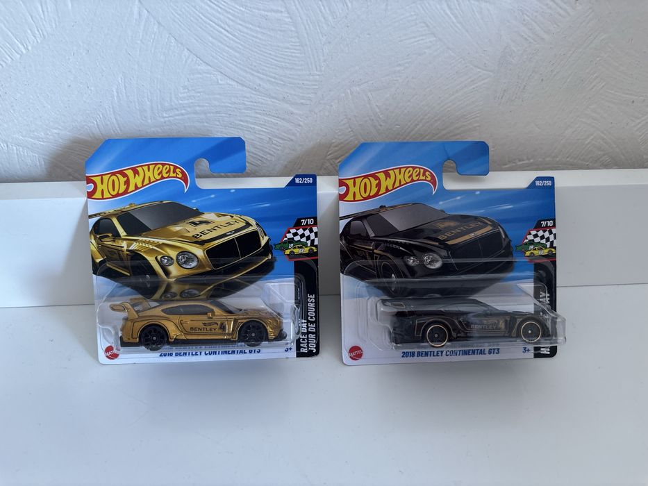 Комплект машинок Hotwheels bentley