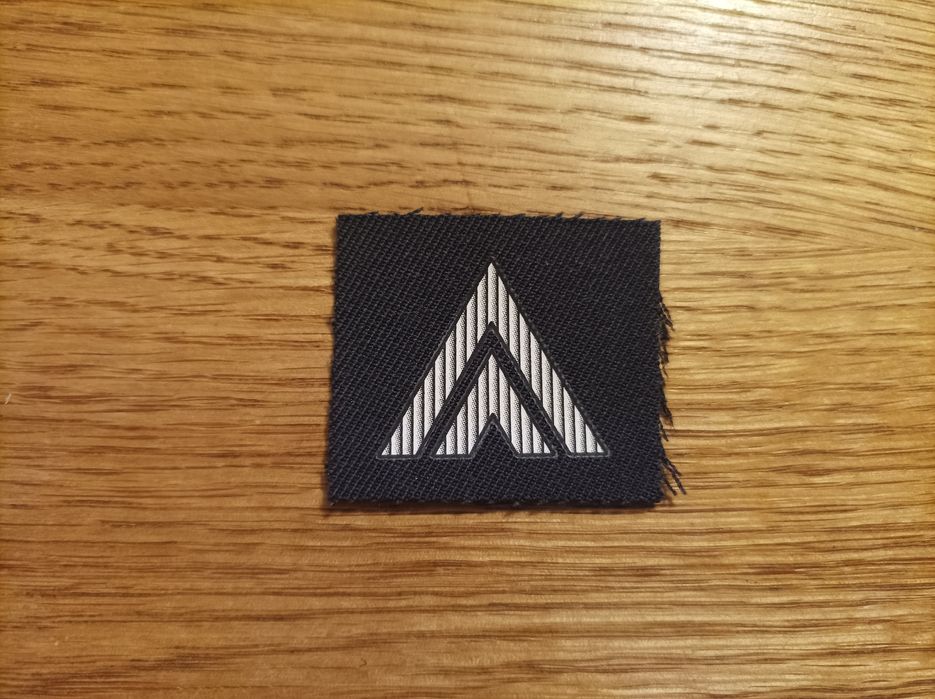 Starszy sierżant naszywka na furażerkę dystynkcja wojskowa st.sierzant