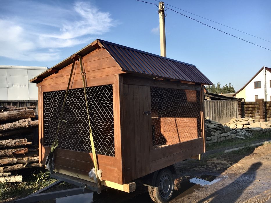 Собачий вольєр