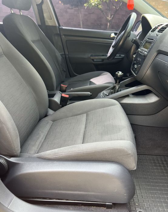 Volkswagen Golf V  2005 рік 1.9 tdi Нерозмитнений