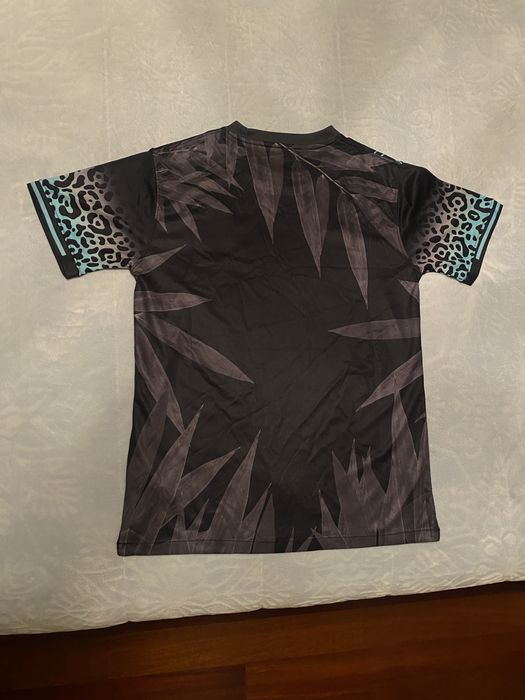 Camisola de futebol do brasil (edicao limitada)