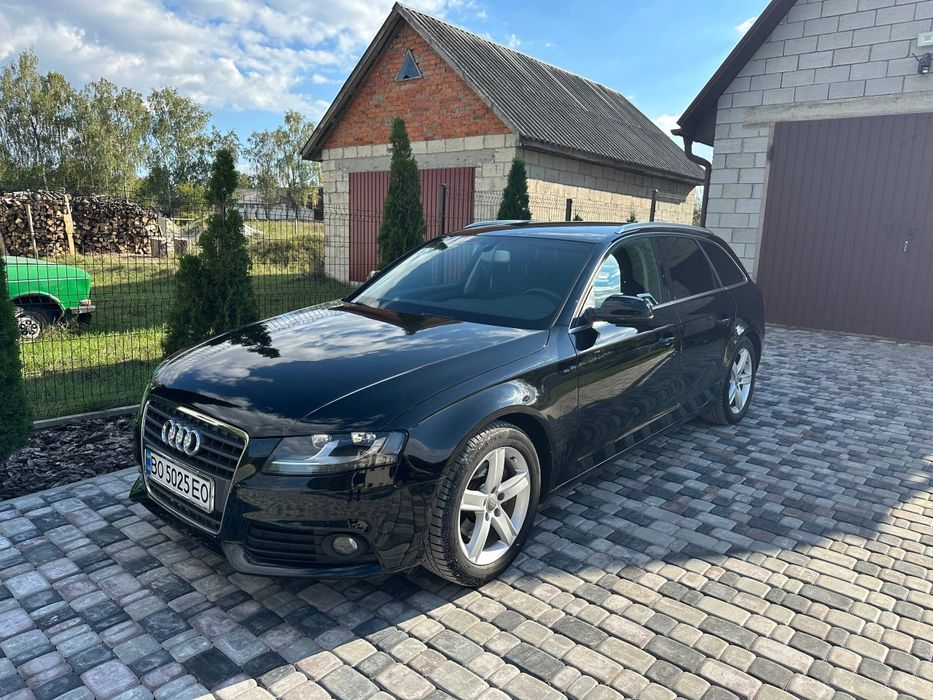 Продам автомобіль Audi A4