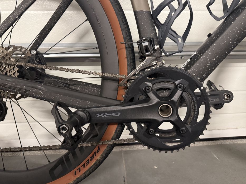 Scott Addict Gravel Carbono + Shimano GRX + Rodas FFWD Carbono