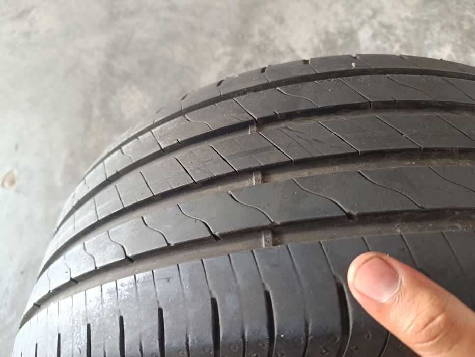 Pneus 225/50 r17