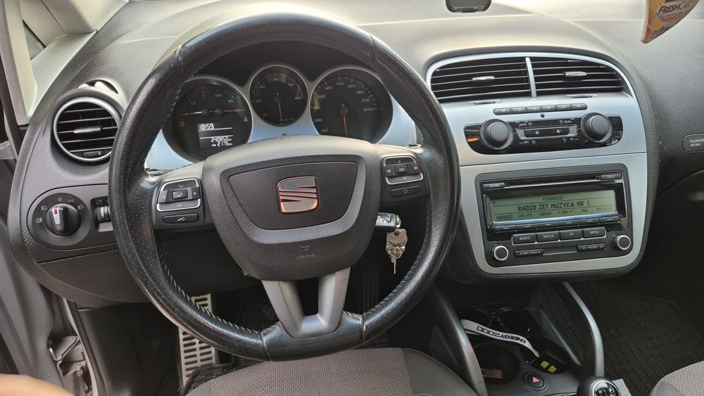 SEAT ALTEA XL 1.6 tdi 2011