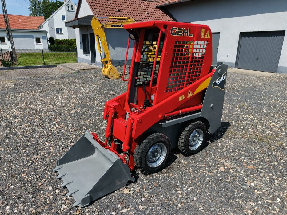 Gehl 1640 mini ładowarka burtowa 2018 rok jak Bobcat Cat