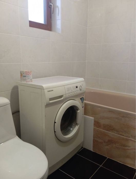 Здається 2 кімнатний будинок.