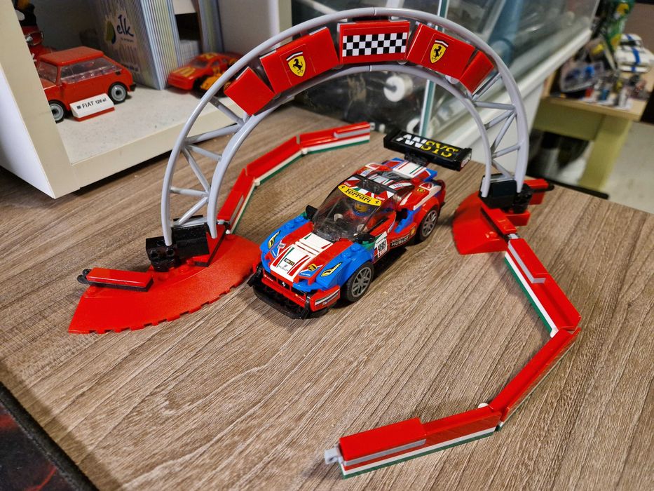 Lego Speed Champions 75889 Garaż Ferrari kompletny+pudełko+instrukcje