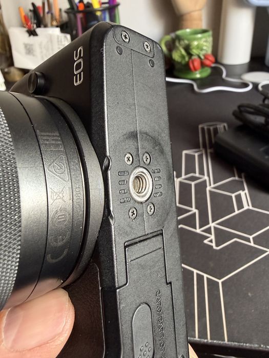 Canon M50 mark1 - com Lente