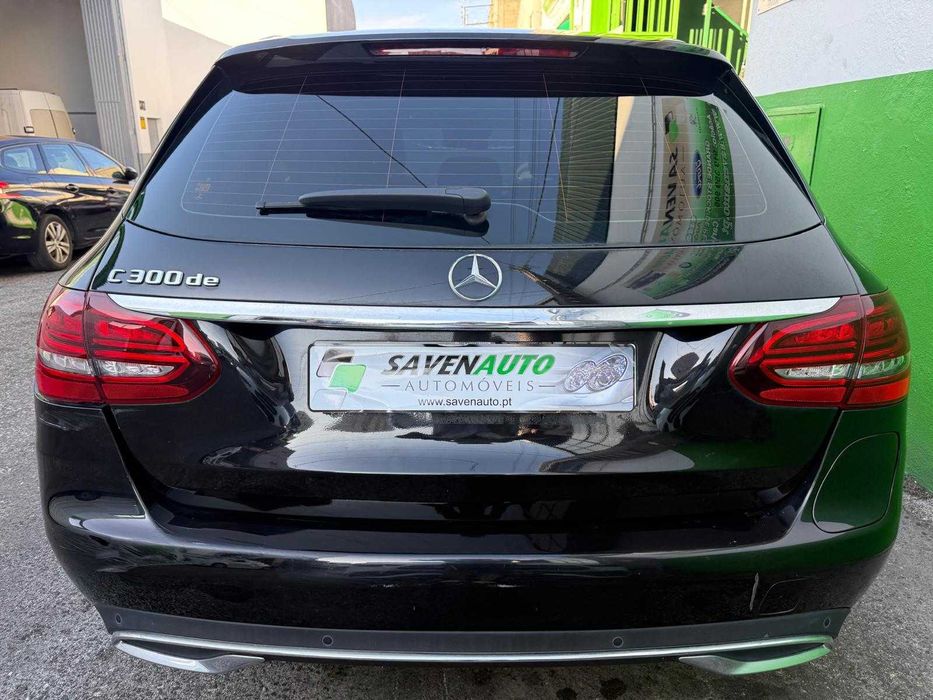 Mercedes Classe C300 Diesel/elétrica automatica 2021