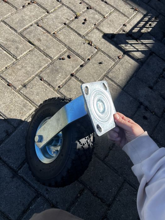 Rodas de Alumínio e Borracha Resistentes