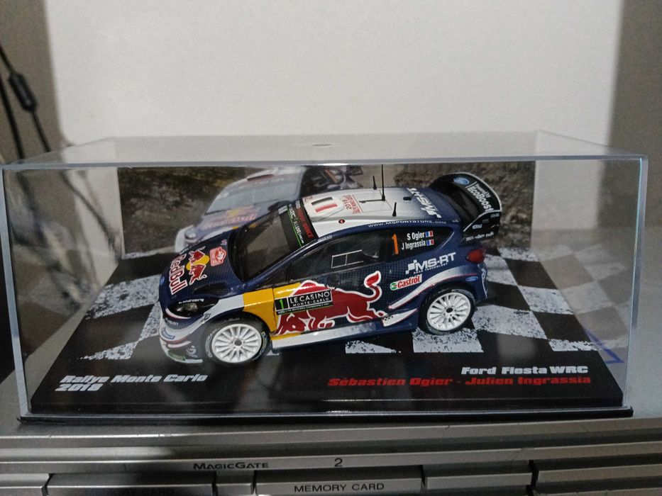 Miniatura "Ford Fiesta WRC" escala 1/43 Vendo ou troco