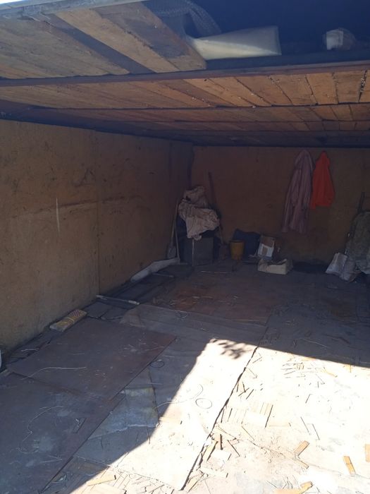 Здам гараж. По кільцю . Можна на місяць.