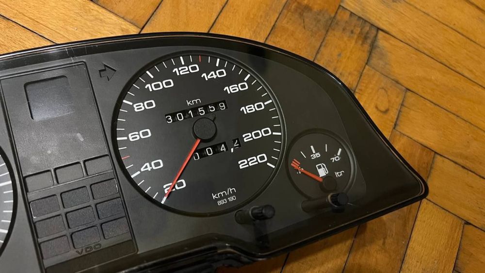 Щиток-приборная панель Audi 80 b3 b4