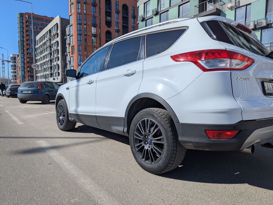 Kuga 2 titanium  дизель 7л/100км повний привід