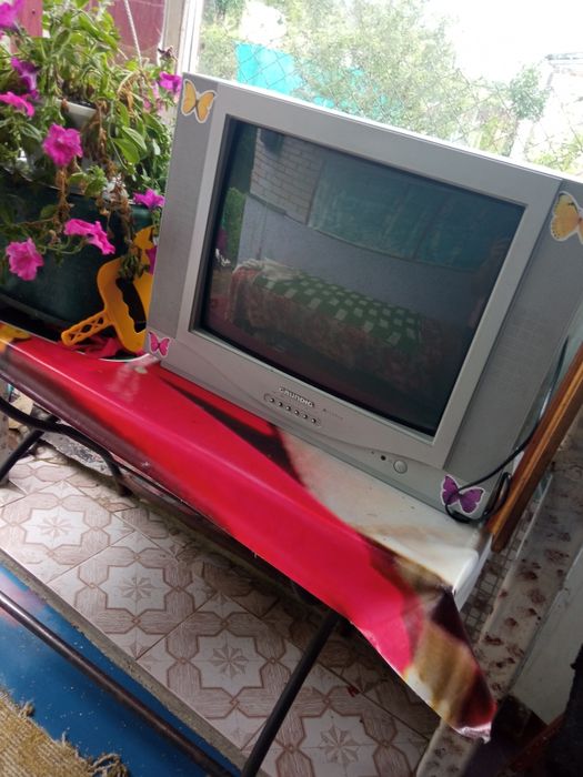 Телевізор б/у гарному робочому стані