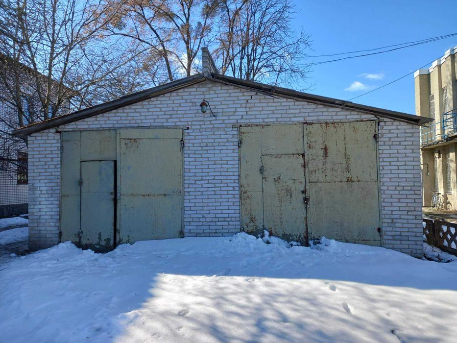 Гараж площею 54,1 кв. м, Житомирська обл., с-ще Романів