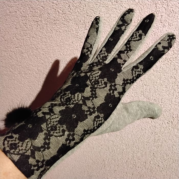 Rękawiczki z koronką