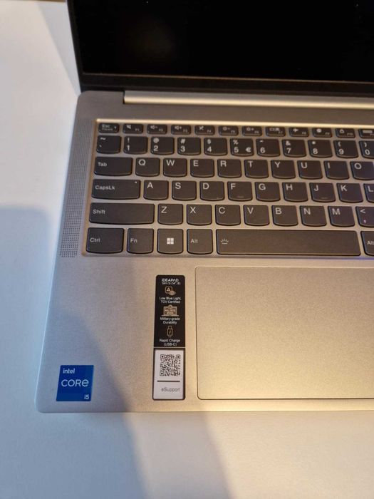 LENOVO Ideapad Slim 5 14IAH8 i5-12450H 16GB 512GB SSD W10
