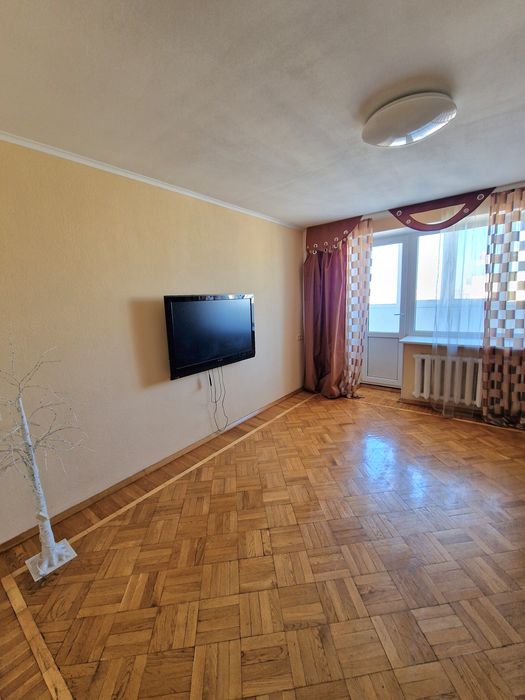 Продам 3 ком.квартиру жм Солнечный ул.Прогрессивная