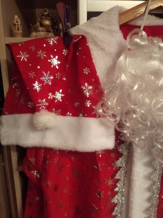 Прокат и продажа костюмов  деда мороза и снегурочки