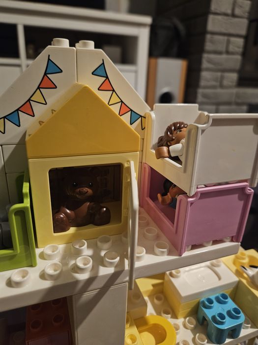 Domek lego duplo.