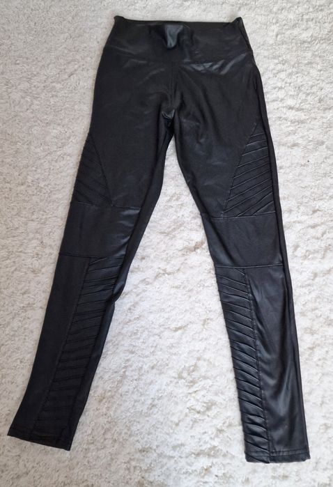 Legginsy eco-skórka,czarne"verso".