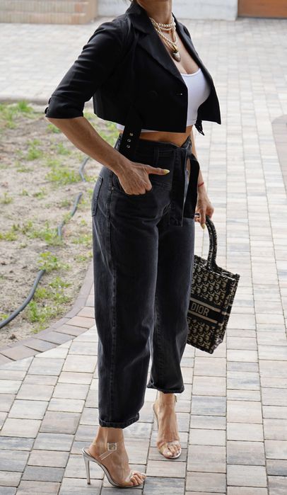 Pinko jeansy z paskiem