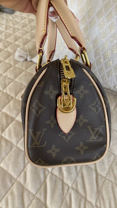 Bolsa de mão com monograma – castanho e bege