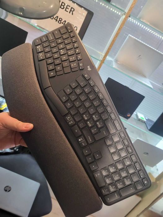 Клавіатура Logitech ERGO K860