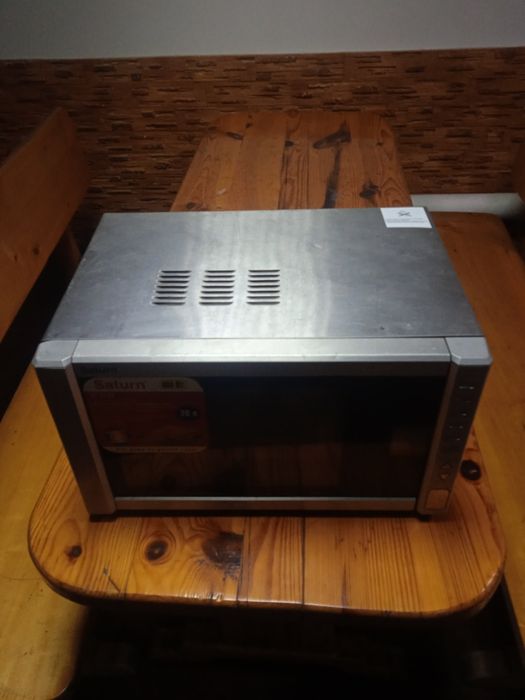 Мікроволновка Сатурн на запчастини
