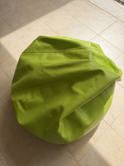 Pufe Gato Preto verde