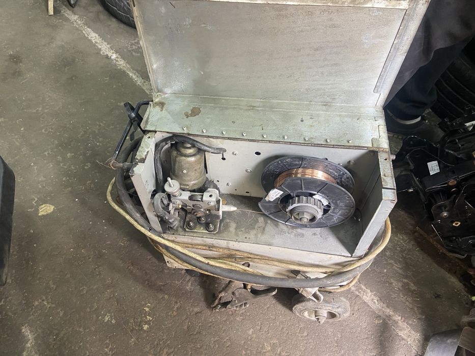 Продам сварочний полуавтомат