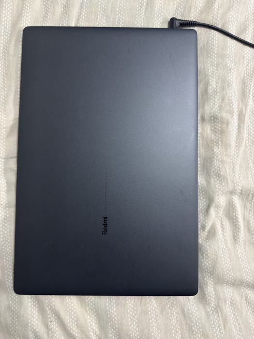 MI RedmiBook 15 i3/8/256