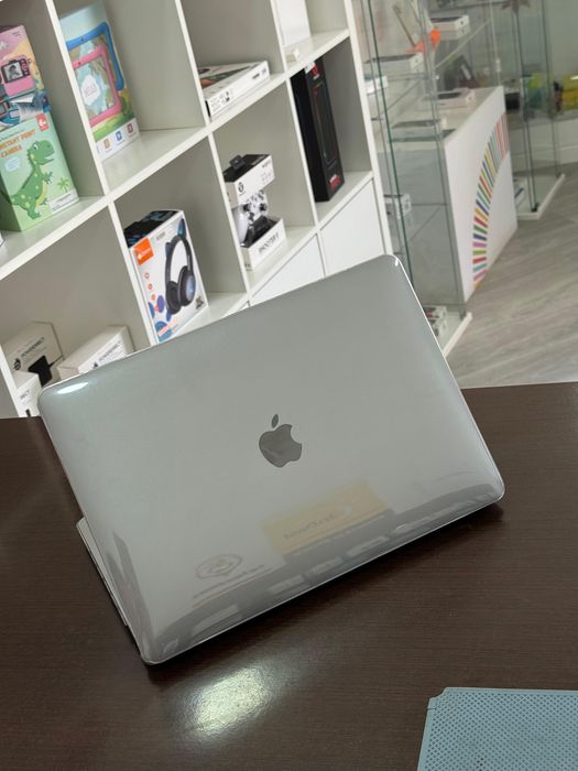 MacBook Pro M1, 2020, Grade A64738694155778123