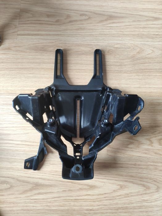 Stay 1/Aranha  B4TF83210000 - YAMAHA 700 TRACER