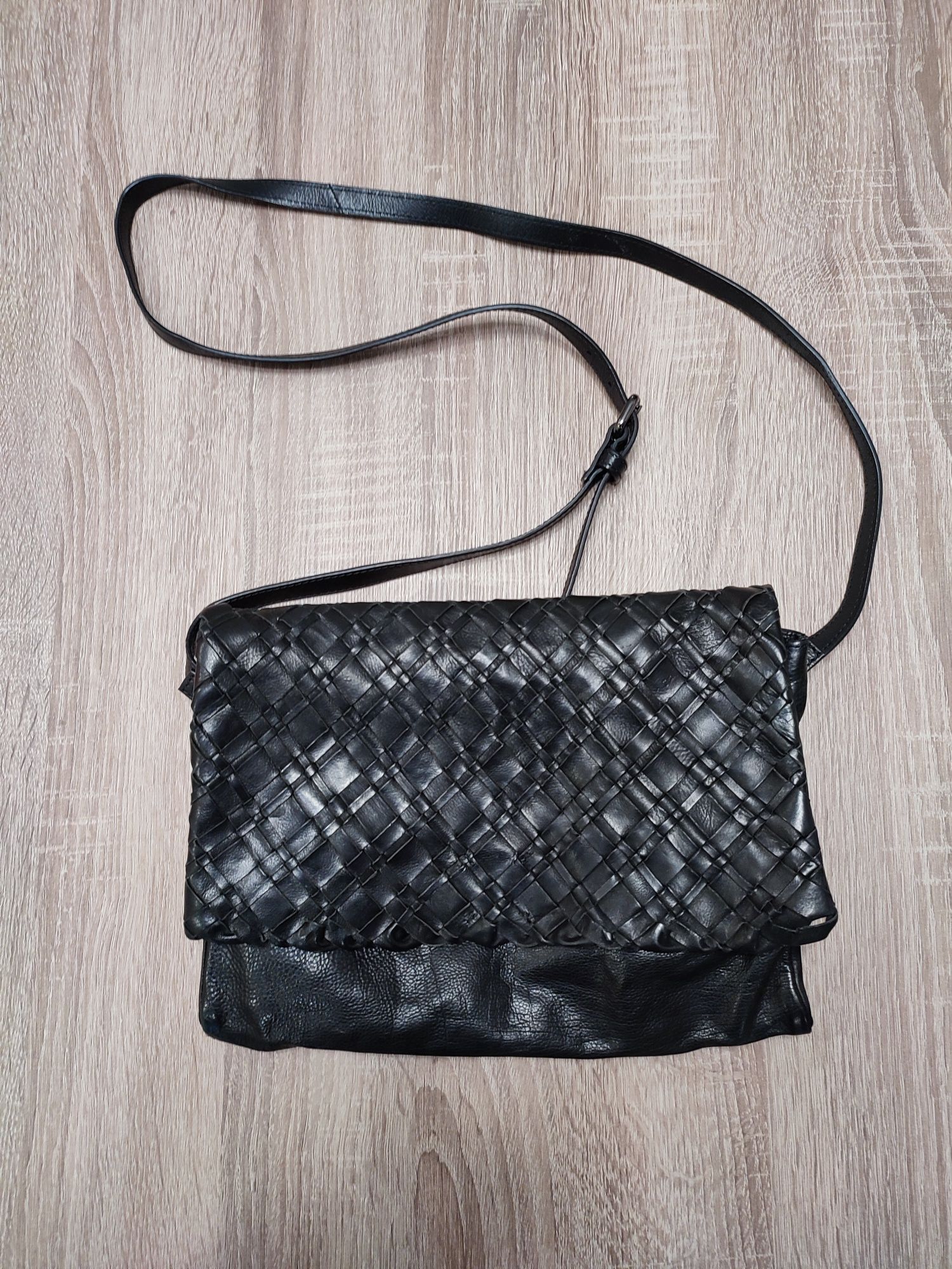 Жіноча шкіряна сумка,месседжер Massimo Dutti: 800 грн. - Сумки через ...