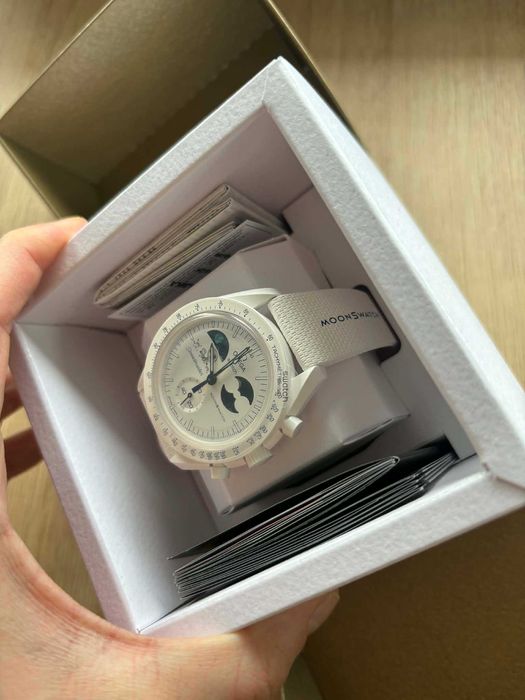 Omega x Swatch Bioceramic Moonswatch Mission To Earthphase Moonshine Gold Nowy Kolekcjonerski